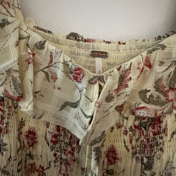 Free People maxi dress, large, cream color with red flowers, short sleeves - Picture 5 of 12